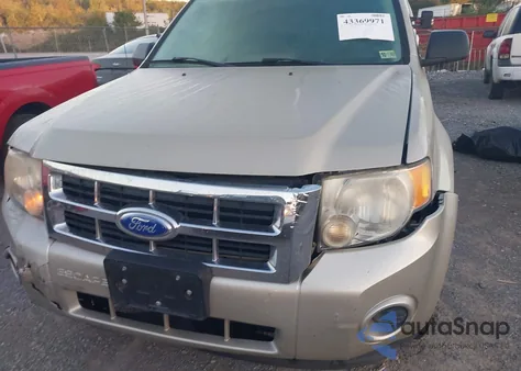 2011 Ford Escape Xls из США, поврежденный, VIN 1FMCU9C75BKC31140